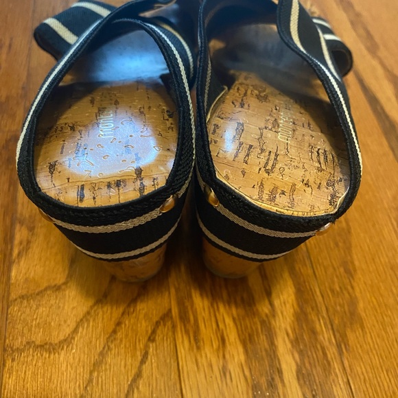 MONTEGO BAY CLUB WEDGE SANDALS - Picture 3 of 5